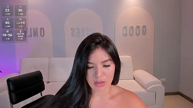 ValeriaRoldanX 即時 XXX 聊天