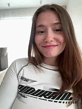 Sabrina_shells 即時 XXX 聊天