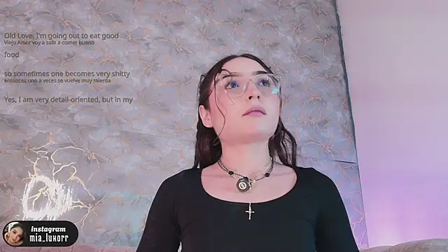 Mia_Luxor's Live XXX Chat