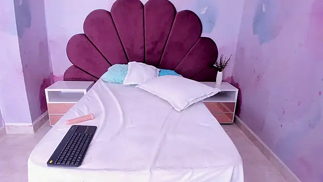 Chat XXX en directo de AMY_BIGTITS