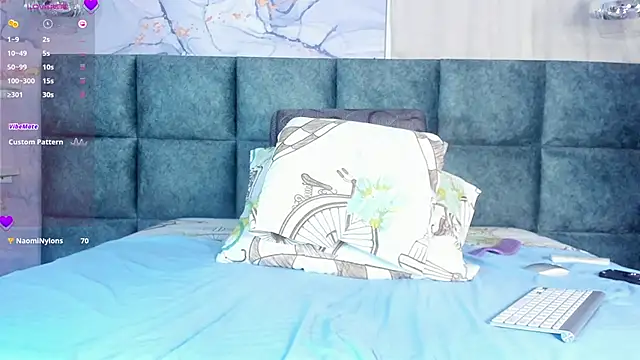 Scarleett_22 网络视讯表演