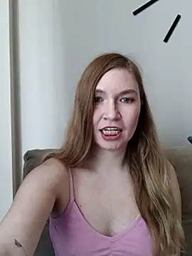 KisaVixen live XXX chat