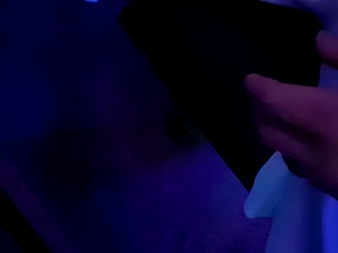 chronic_vibez's Webcam Show