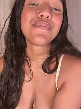 XXX chat uživo modela Kaiisa_