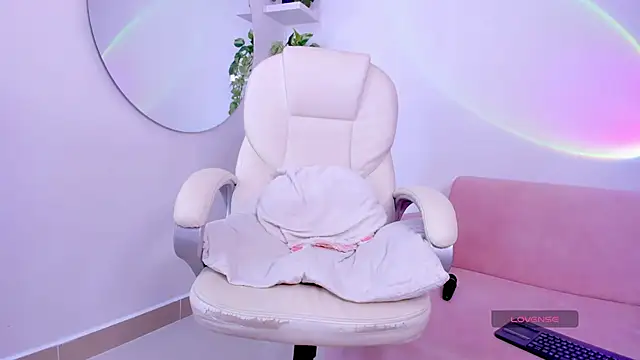 Chat +18 de Catbaby888_ ao vivo