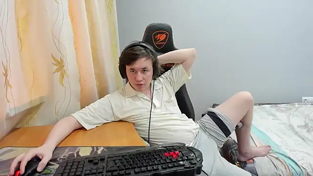 iliaskrislove – Kamerová šou