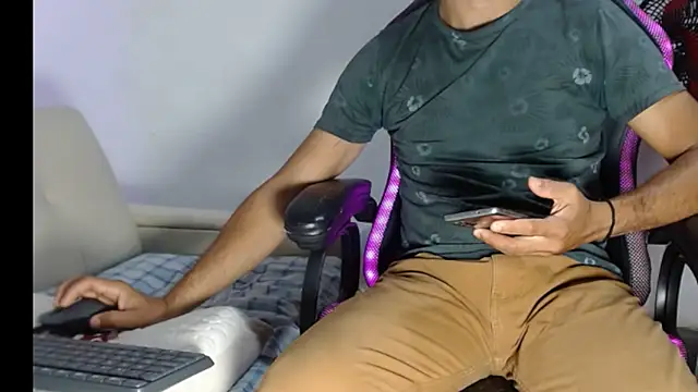 دردشة 21Latinlover الجنسية المباشرة