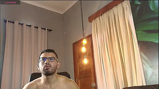 JacobWestt: вебкам-шоу