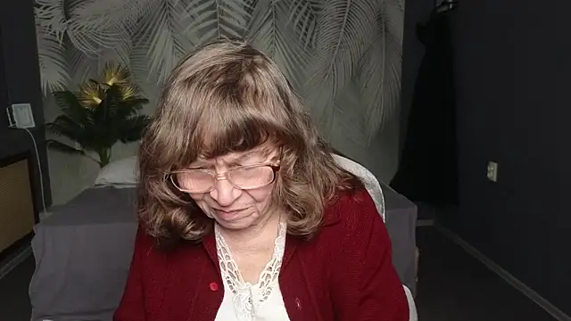 Betty_Brick Live XXX-chat