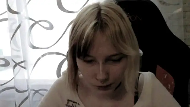 دردشة Vi_Nika الجنسية المباشرة