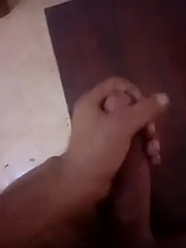 JohnnKe12 webcam show