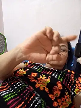 دردشة Hotestlove الجنسية المباشرة