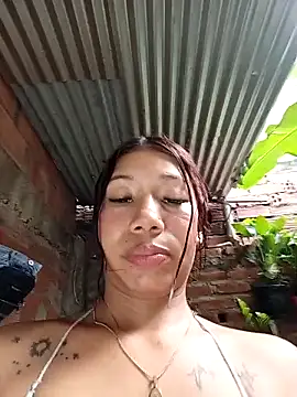 Rous-squir webkamerás műsora