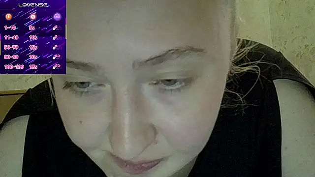 Chat +18 de CurvyWild_Lady30 ao vivo