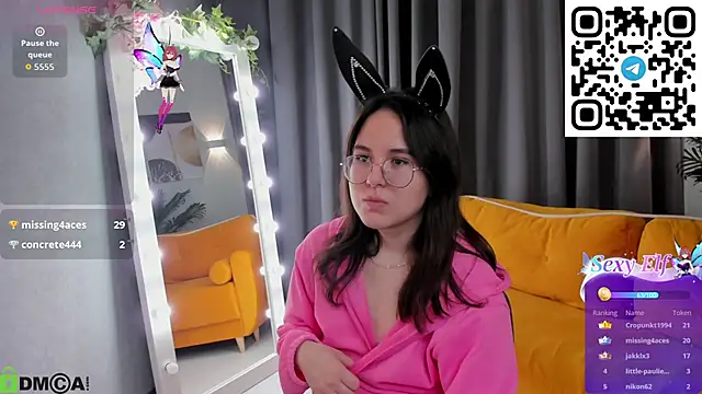 XXX chat uživo modela leylamirage