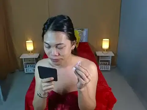 Majesticaaurax Show Webcam