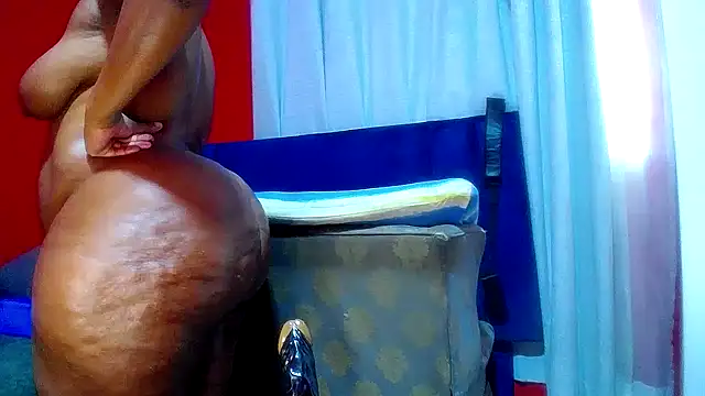 XXX chat uživo modela Lelety79