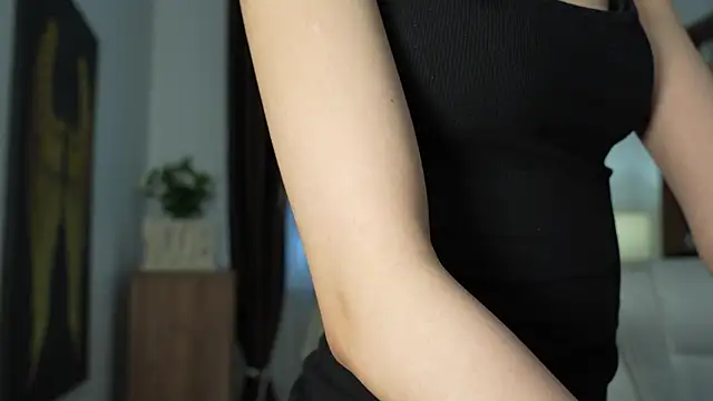 OnieClose লাইভ XXX চ্যাট