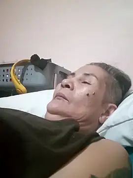 mariam1974 Adlı Modelin Canlı XXX Sohbeti