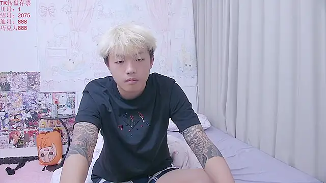 Chocolates-001 Adlı Modelin Canlı XXX Sohbeti