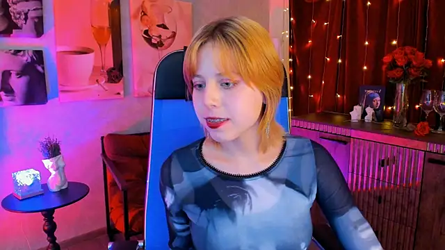 VivienneHebert Chat XXX live