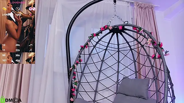 Chatroom XXX en direct de SelenaDaze