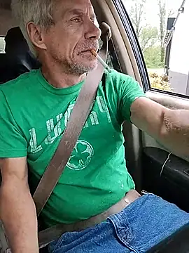 Pertunjukan Kamera Web Biknight