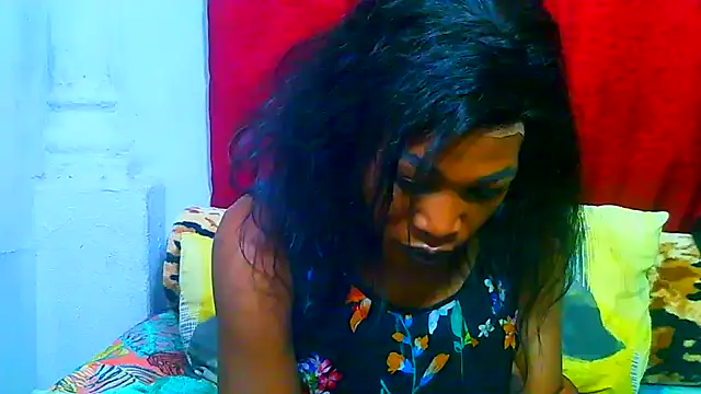 freaky_naughty Chat XXX in diretta