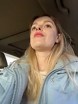 HarrietDart live XXX chat