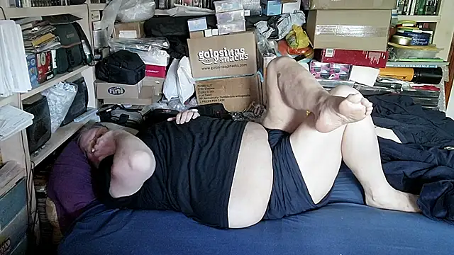 hadeszeuss2's Webcam Show