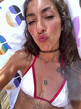 Lalla_Amani Pertunjukan Webcam