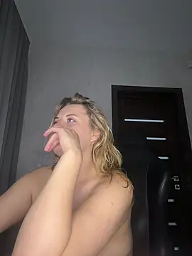 Chat XXX en directo de Evellyn