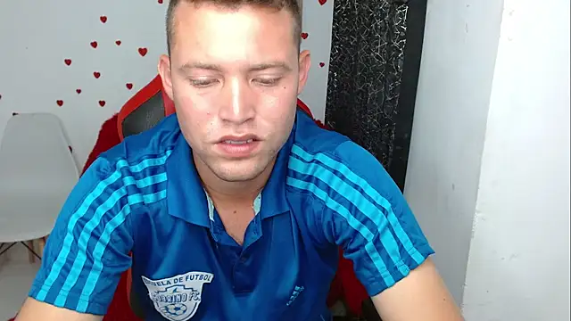 sven_fox723 Show Webcam