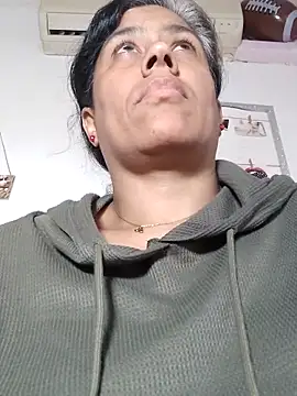 Chat XXX en directo de Molly_newman6