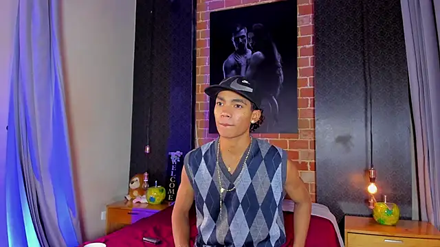 AlanCutee লাইভ XXX চ্যাট