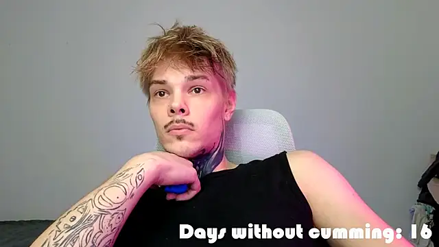 DENIS_HERE Adlı Modelin Canlı XXX Sohbeti