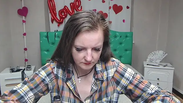 MeganPirs Chat XXX live