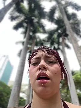 RojitasTeaseX_のライブXXXチャット