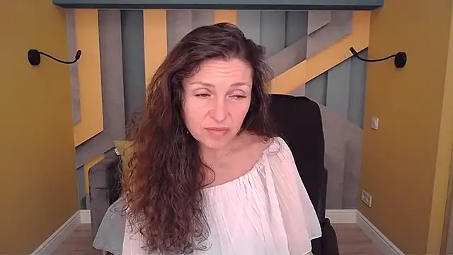 Chat XXX en directo de EllaLong