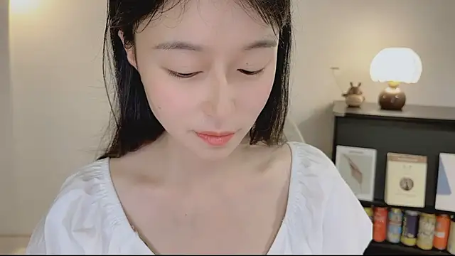 Onechestnut's Live XXX Chat