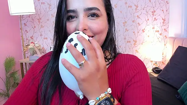 taylor_bennetのライブXXXチャット