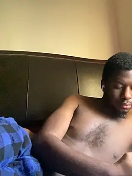 ThickDic28: онлайн-секс-чат