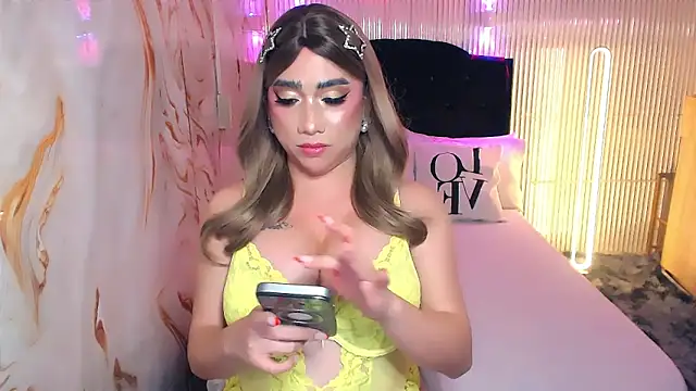 SelfsuckmyBigBanna webkamerás műsora