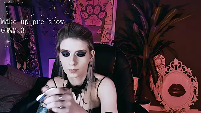 Noah_ElmerX Chat XXX in diretta