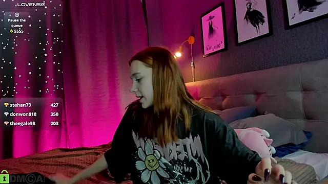 Lesi_Moonie01のライブXXXチャット