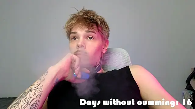 دردشة DENIS_HERE الجنسية المباشرة