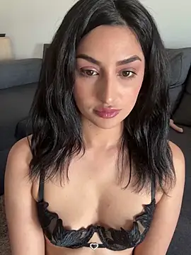 Mia_spicyy Chat XXX live