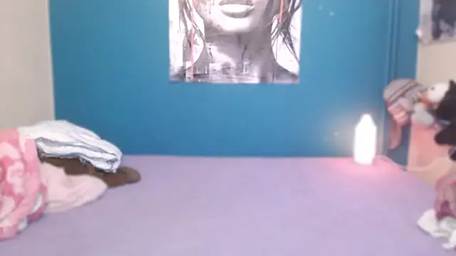 NADINNNE's Live XXX Chat