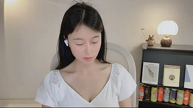 Onechestnut Live XXX Chat