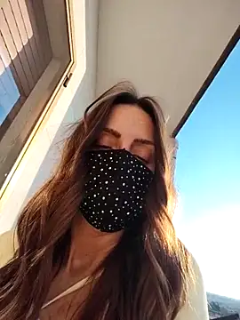 Chat +18 de Akemi_rossi ao vivo